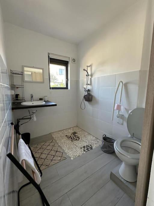 Au Calme Avec Piscine Appartement